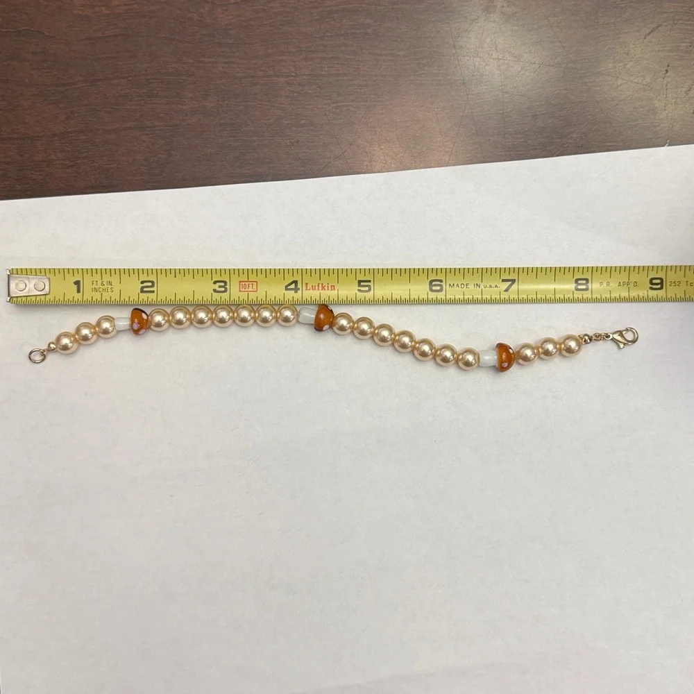 Anthropologie Pearl and Mushroom Beaded Charm Bracelet!!🔥🔥🔥 - Picture 12 of 16
